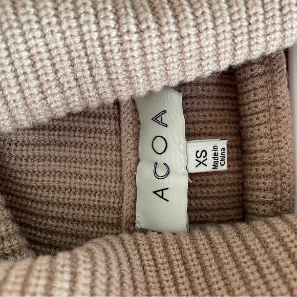 Greer Off The Shoulder Sweater Dress – Taupe XS - Picture 4 of 5